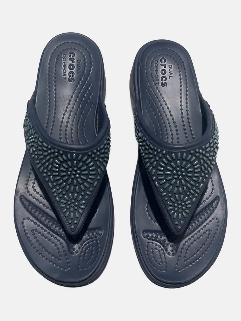 CROCS Navy Thong Sandals with Mint Bead Accents Women's W 8 Monterey Diamanté